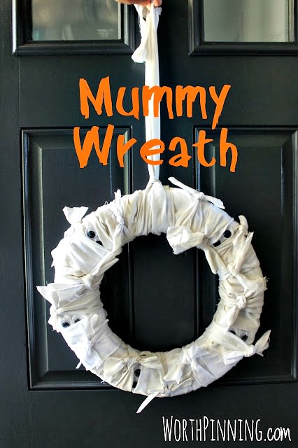 mummy wreath
