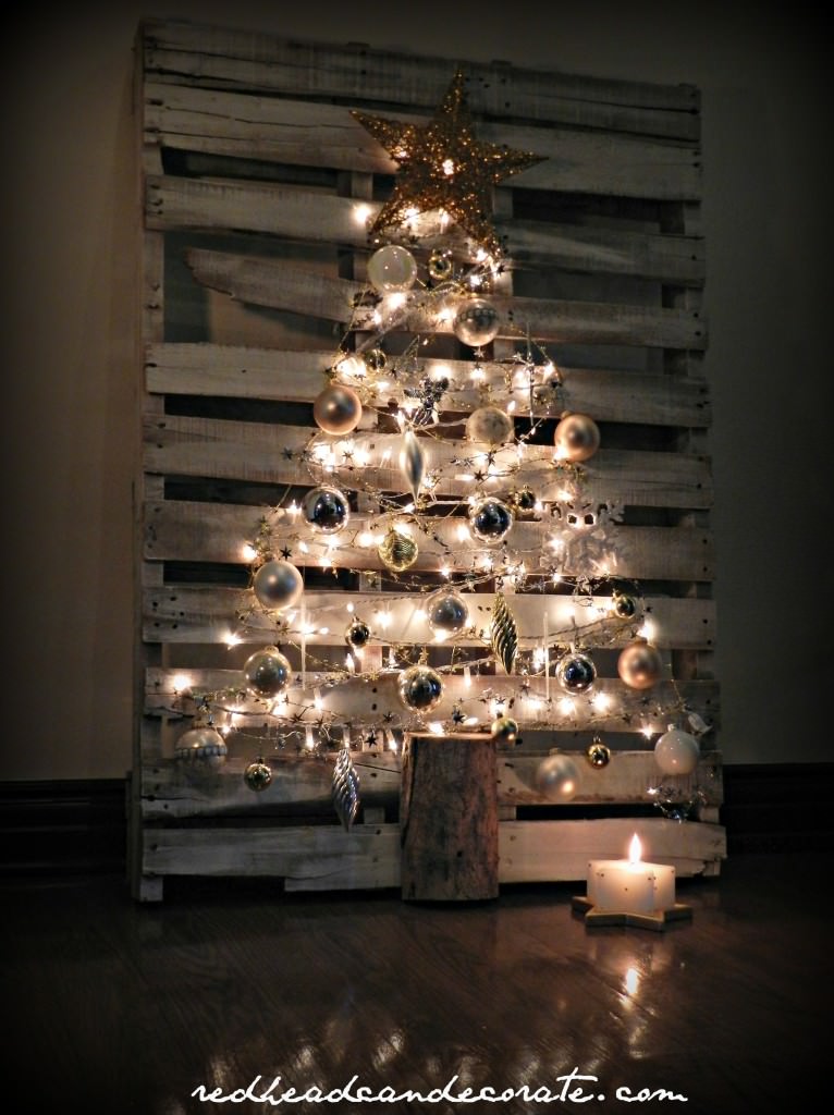 DIY Pallet Christmas Tree w: easy steps, and no wood removal