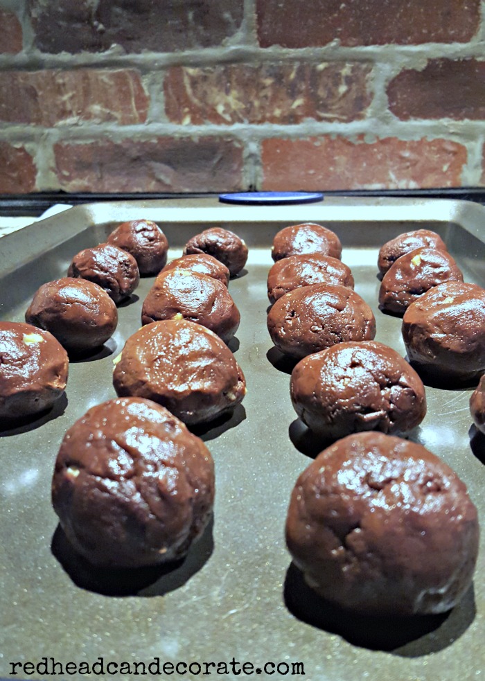 Yummy chocolate meatball cookie recipe.