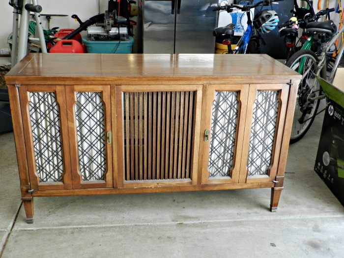 Judy's Stereo Console