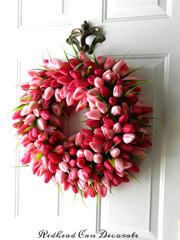 I think this is the prettiest pink tulip wreath I have ever seen!