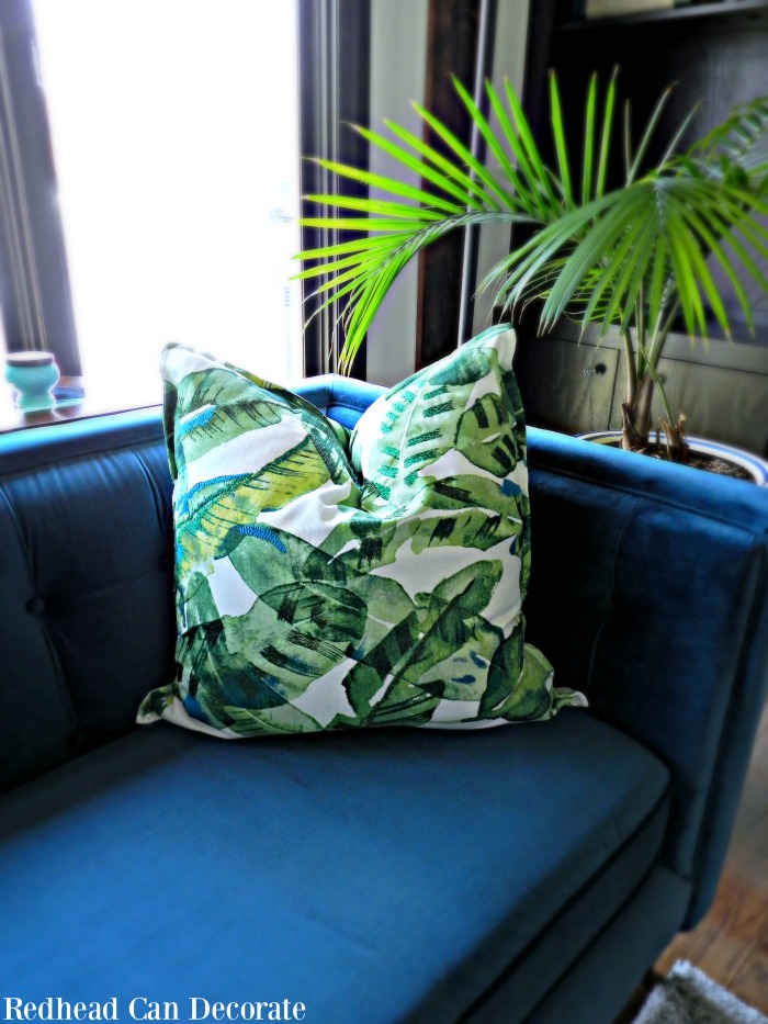 Beautiful Blue & Green Bottle Decorating & Palm Leaf Pillows 