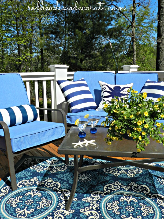 9 gorgeous outdoor spaces that will knock your socks off! Literally!
