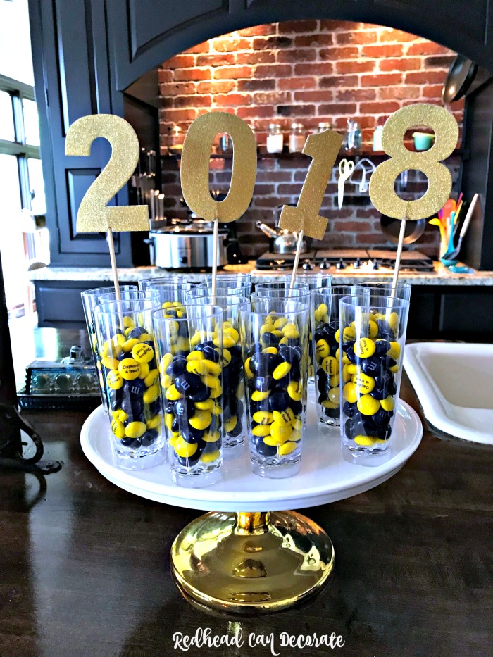 This Michigan Mom came up with the cutest Graduation Party Ideas, and she has some great tips on not over doing it!