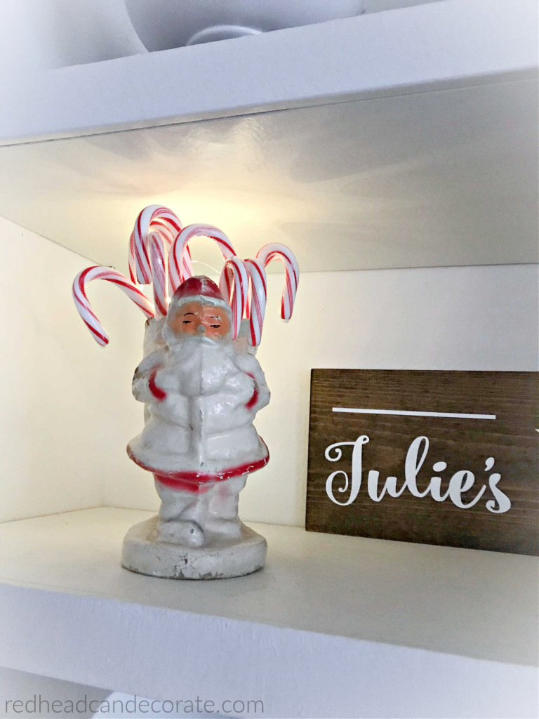 Santa Themed Built In Shelves & Wreath Giveaway
