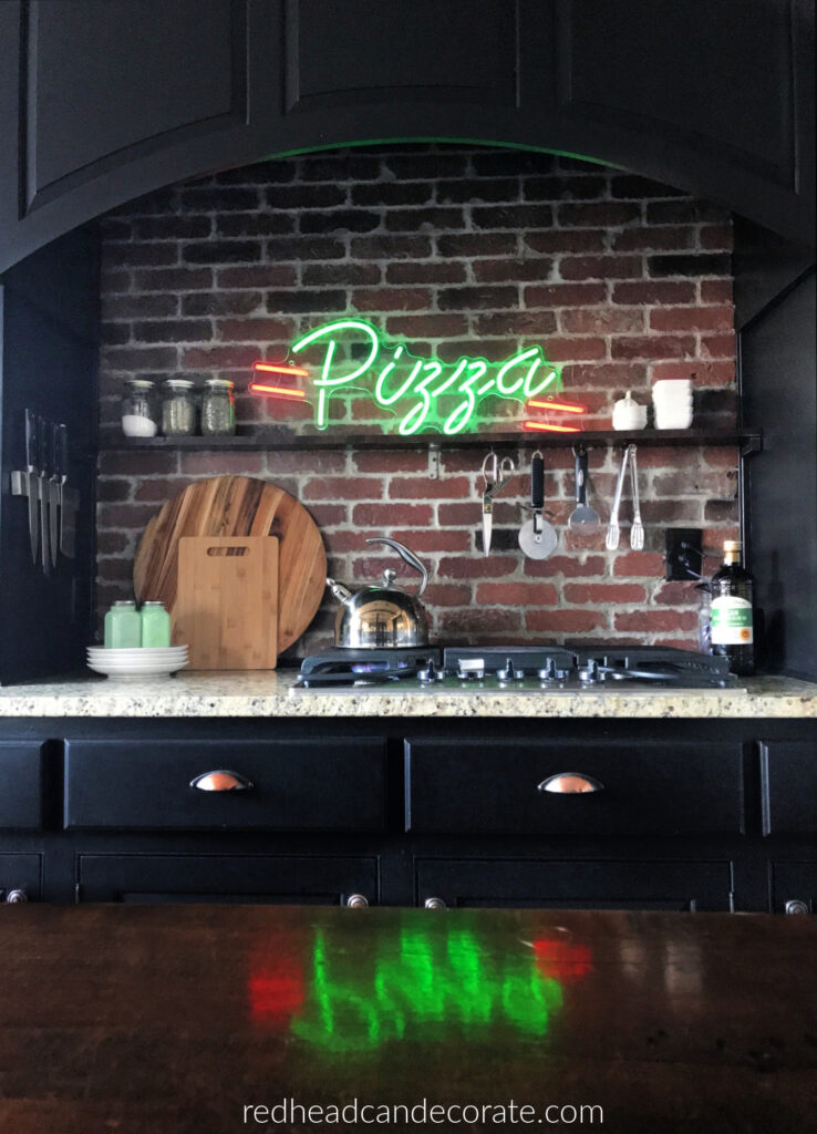 Here's How to Decorate Your Home with a Personalized Neon Sign...something you may not have thought of doing before!