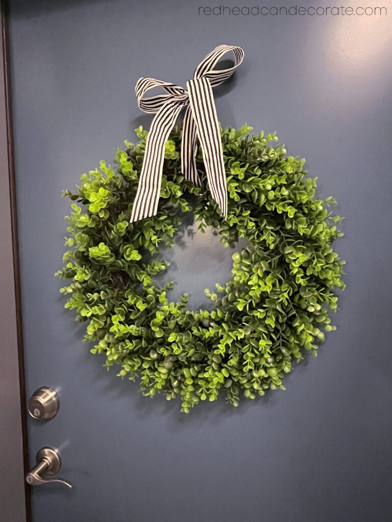 How to Decorate a Cute Apartment Door for Spring
